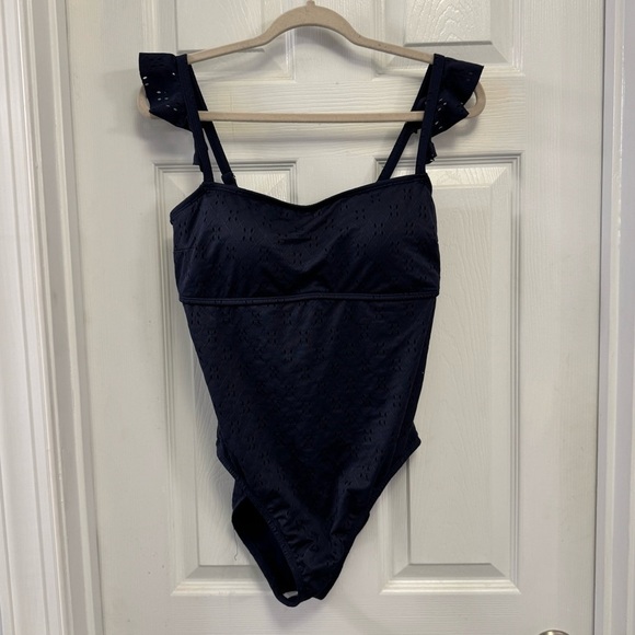 NWOT Draper James RSVP HelenJon Navy Swimsuit WITH RUFFLED SHOULDER. SIZE L - Picture 1 of 10